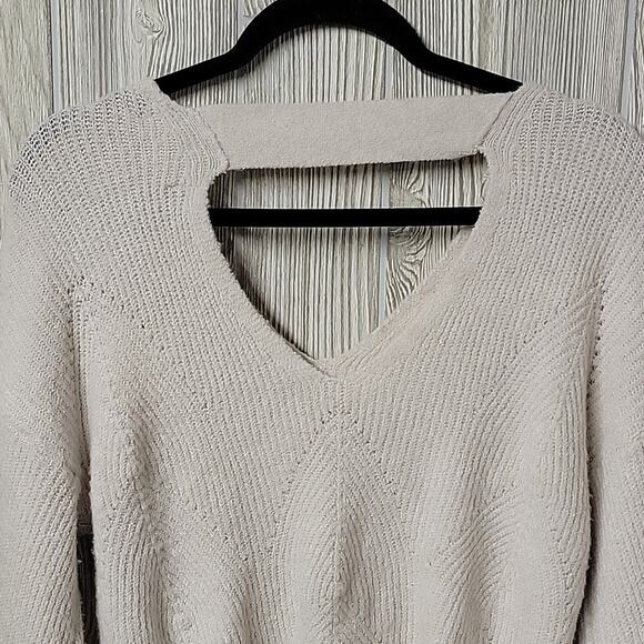 Pink Rose V Neck Open Back Detail Soft Knit Sweater Womens Size XS NWT - Picture 5 of 13